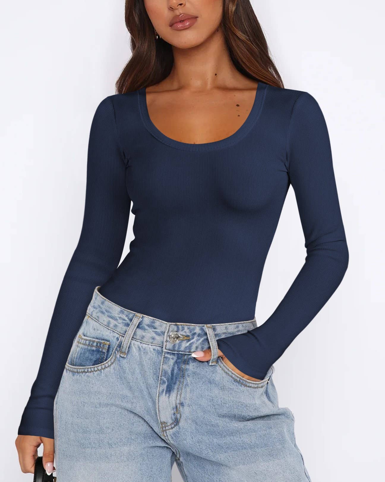 Y2K Threaded U-Neck Base Shirt